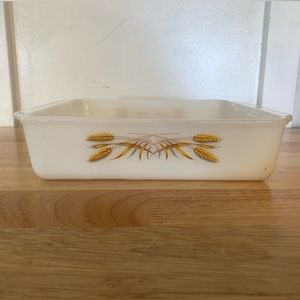 Vintage harvest wheat Fire King 8" square baking dish